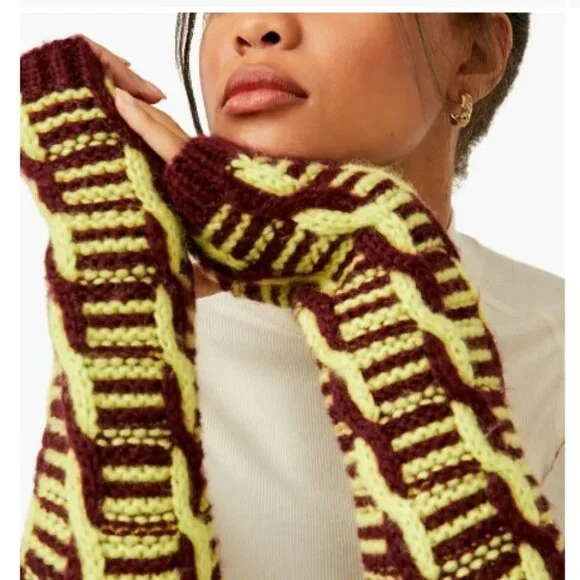 Free People "Mariella" Cable Knit Arm Warmers, OS, NWT - Picture 3 of 3